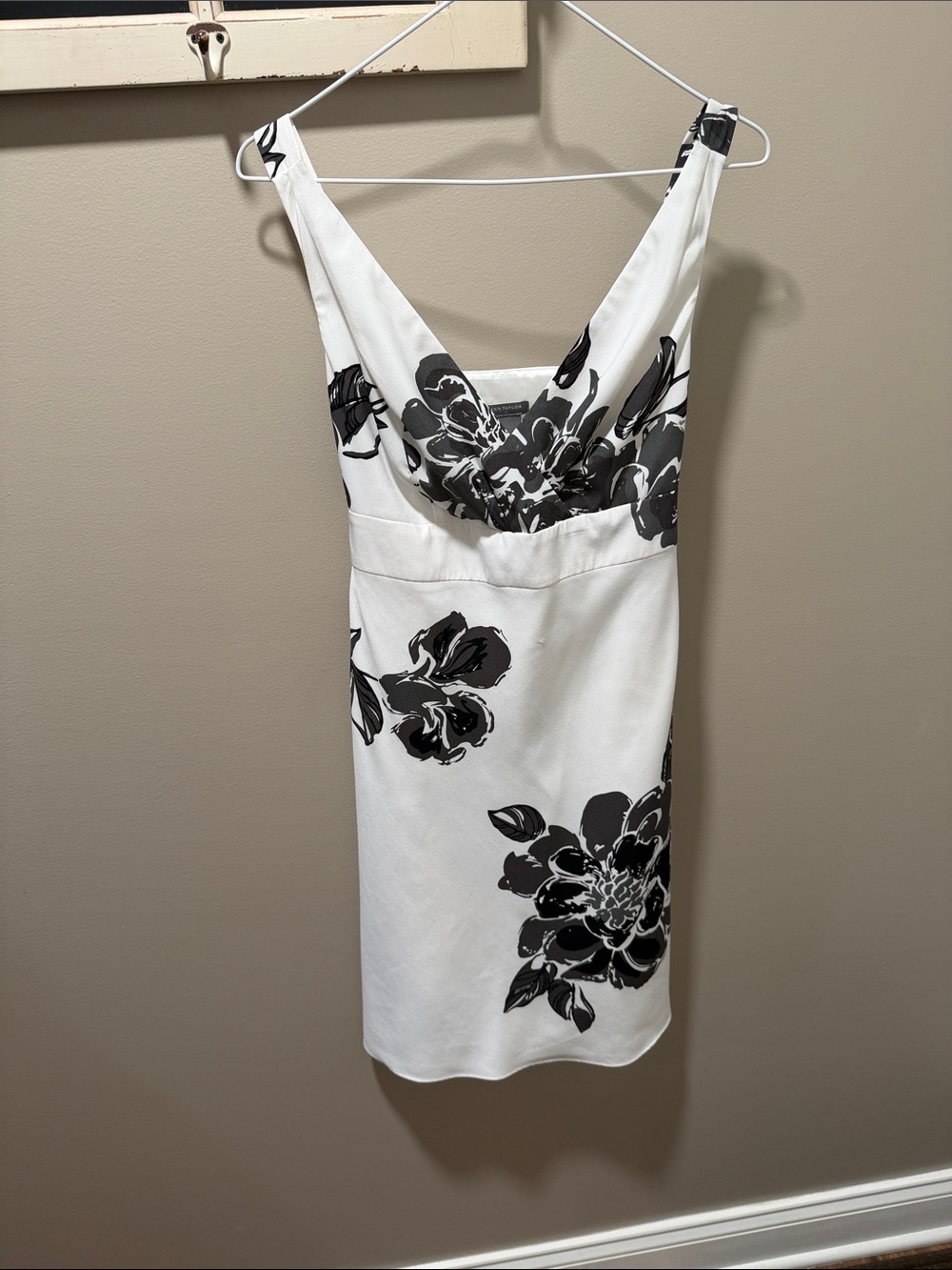 Ann Taylor White Black Floral Sleeveless Tie Back Dress Size 4